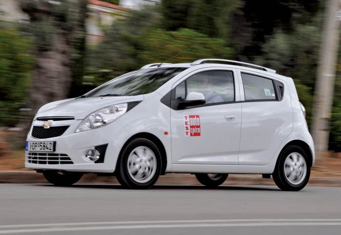 Η σχεδίαση του Spark είναι ιδιαίτερα ευφάνταστη, «κλείνοντας» το μάτι στο νεανικό κοινό.